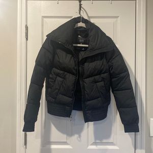 Hollister women’s puffer jacket